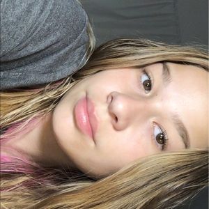 Meet your Posher, Isabel